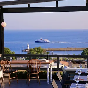 Bronte Hotel