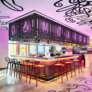 https://moxy-seoul-myeongdong.hotels-seoul.net